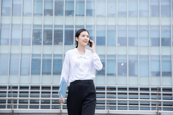 呼叫中心客服工作內(nèi)容復(fù)雜，接入系統(tǒng)后可統(tǒng)一操作!